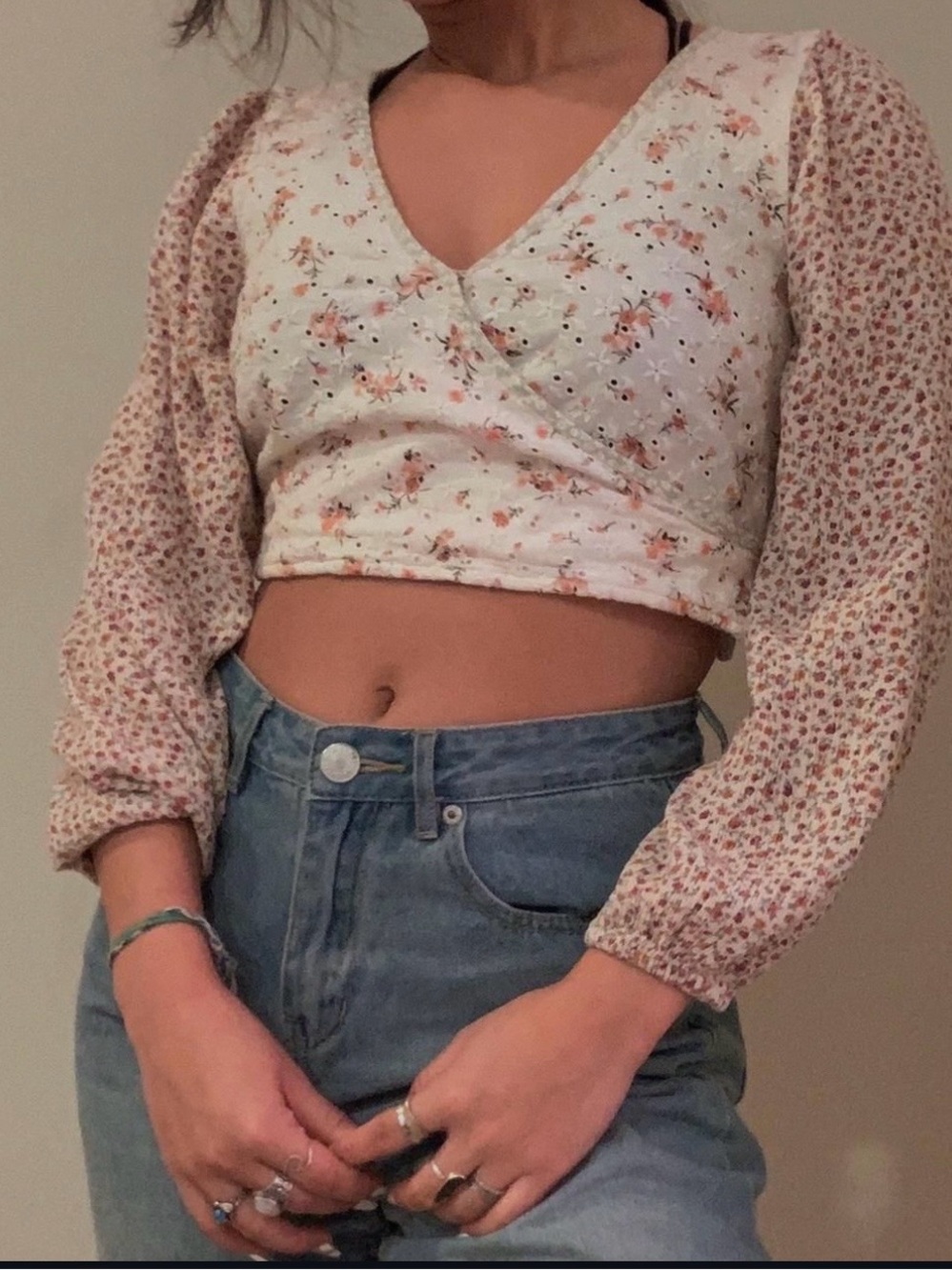 American Eagle Outfitters Cream Floral Puff-Sleeve Wrap Crop Top